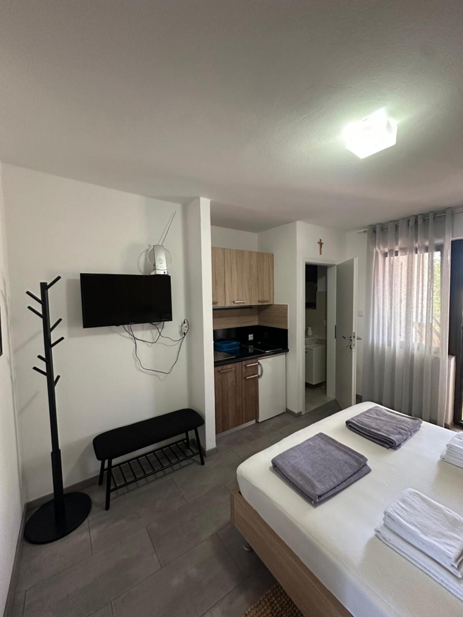 Studio Apartman Stefanija Селце Екстериор снимка